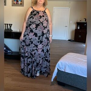 Super cute floral dress